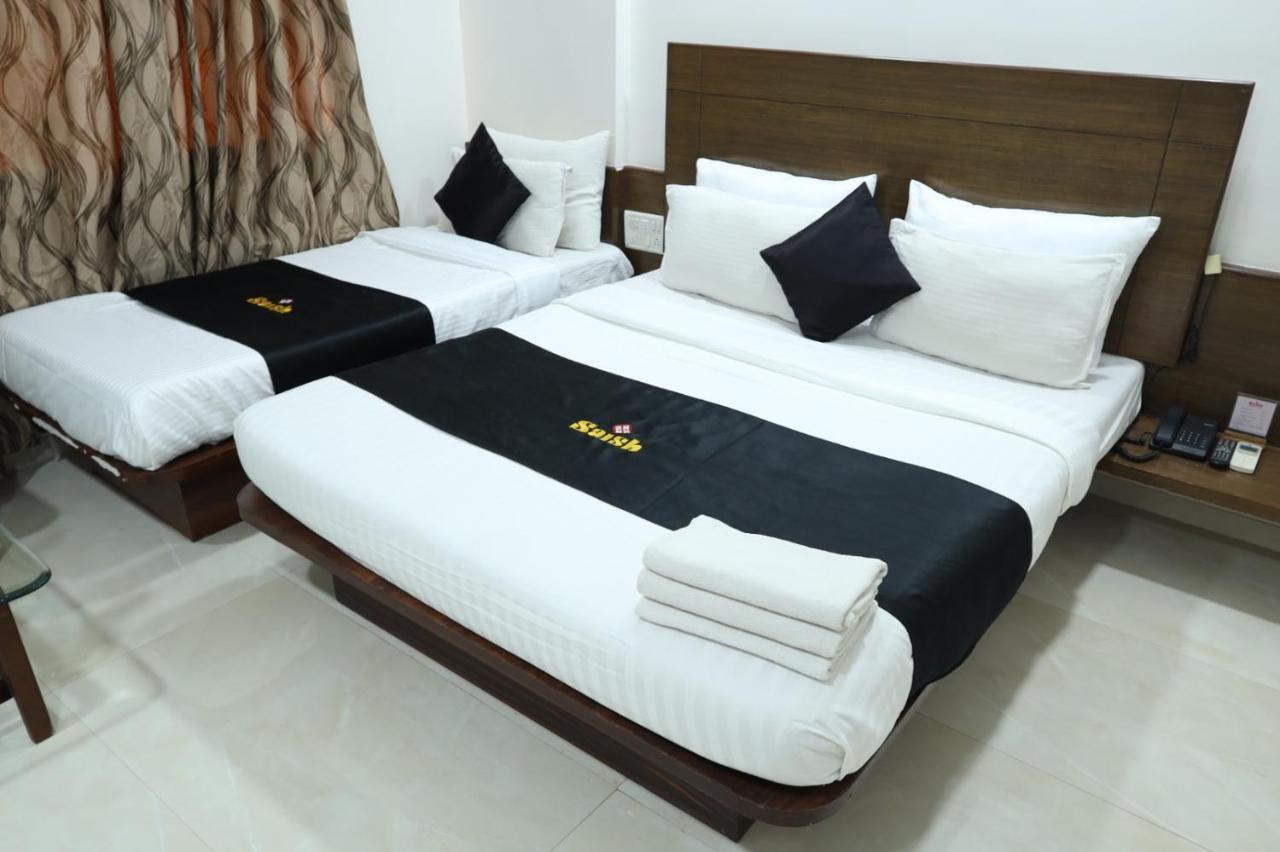 Saish Hotel 쉬르디 외부 사진