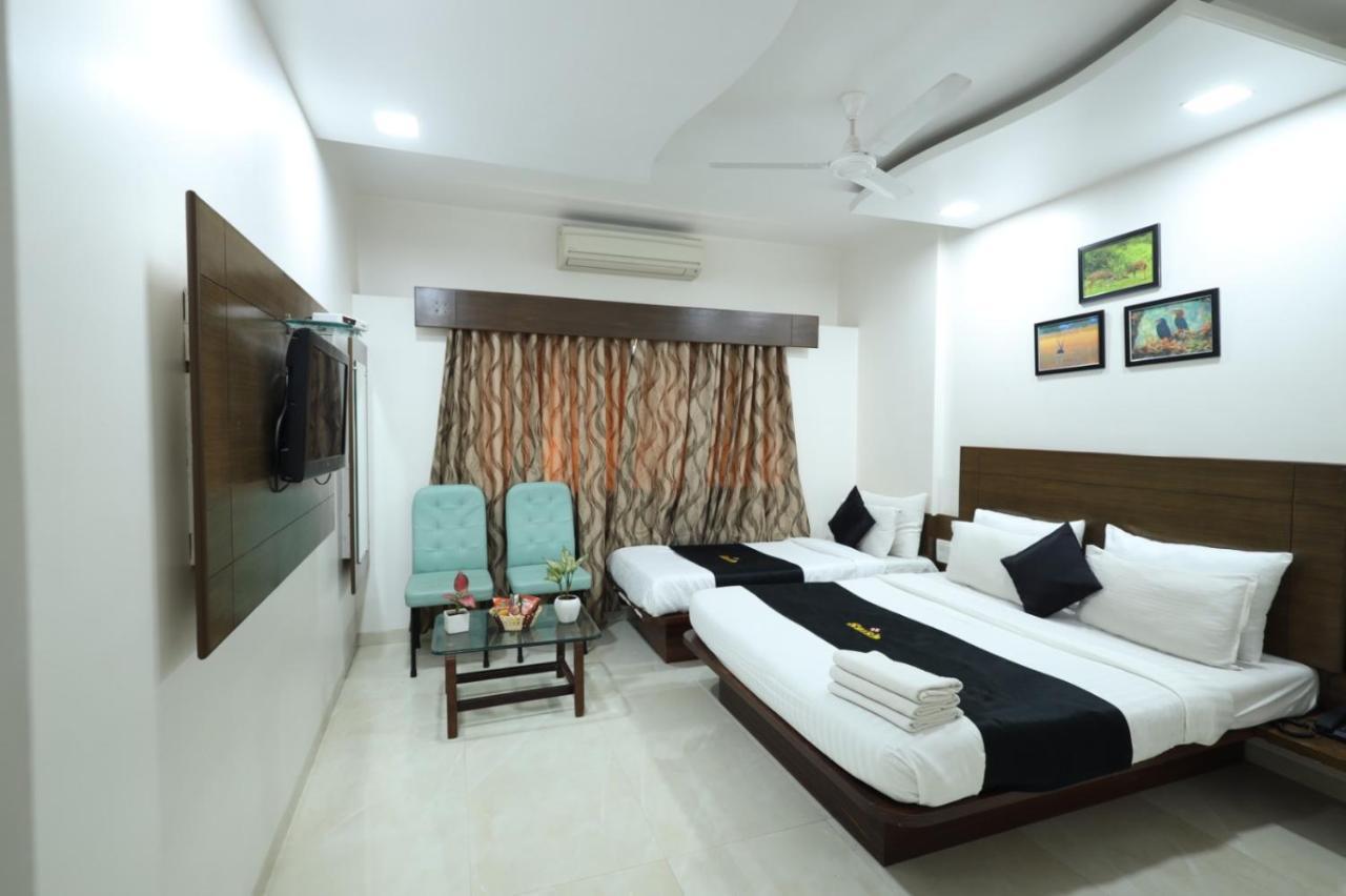 Saish Hotel 쉬르디 외부 사진