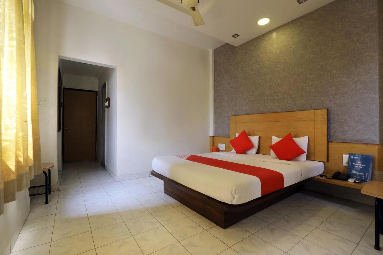 Saish Hotel 쉬르디 외부 사진